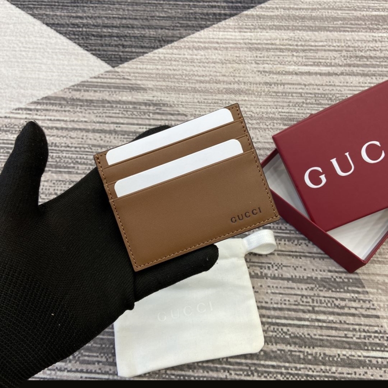G*u*i wallets & purse